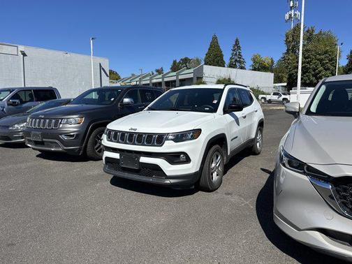 2024 Jeep Compass Latitude