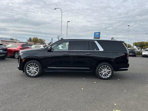 2023 Cadillac Escalade ESV Premium Luxury