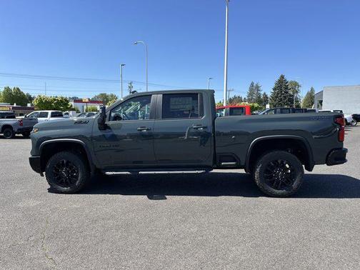 2025 Chevrolet Silverado 3500 LT