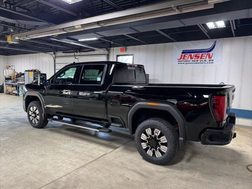 2025 GMC Sierra 3500 Denali