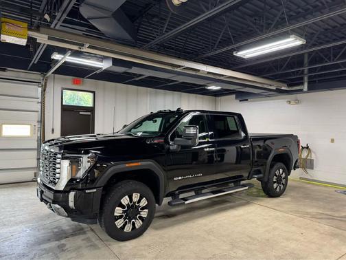 2024 GMC Sierra 3500 Denali