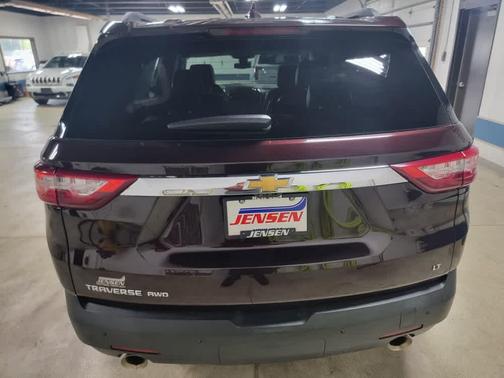 2021 Chevrolet Traverse LT Leather
