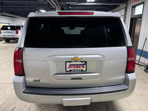 2019 Chevrolet Suburban LT