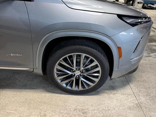 2025 Buick Enclave Avenir FWD