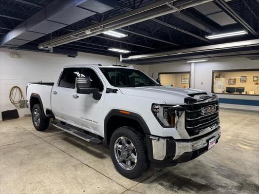 2025 GMC Sierra 3500 SLT