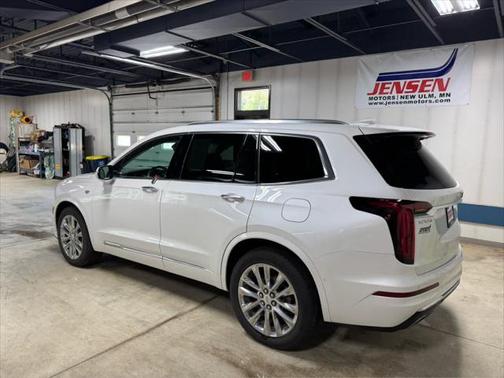 2021 Cadillac XT6 Premium Luxury FWD