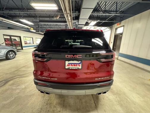 2026 GMC Acadia AWD Elevation