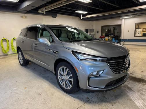 2024 Buick Enclave Premium AWD