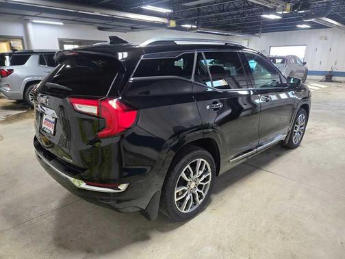 2022 GMC Terrain Denali
