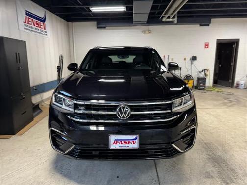 2021 Volkswagen Atlas Cross Sport 3.6L V6 SE w/Technology R-Line