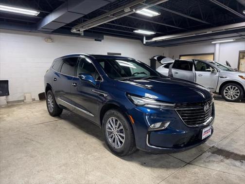 2024 Buick Enclave Essence AWD