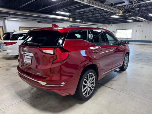 2024 GMC Terrain Denali