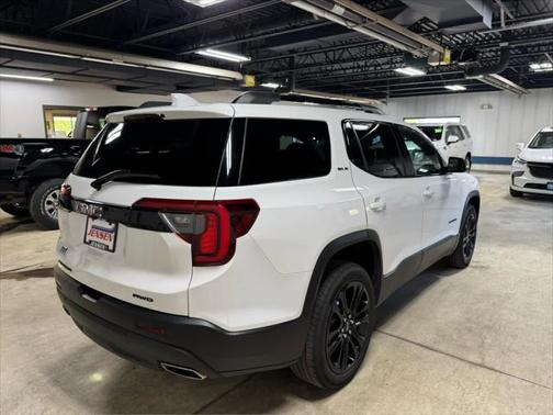 2022 GMC Acadia AWD SLE