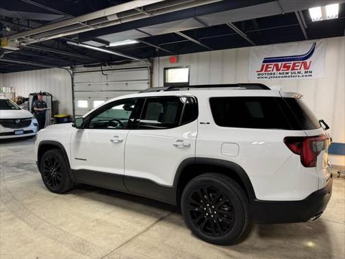 2022 GMC Acadia AWD SLE