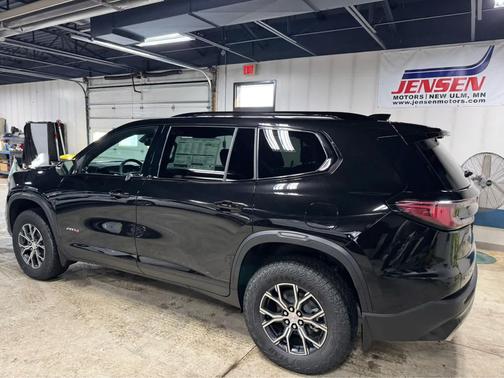 2026 GMC Acadia AT4 AWD