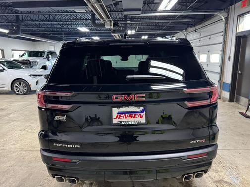 2026 GMC Acadia AT4 AWD