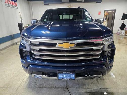 2022 Chevrolet Silverado 1500 High Country