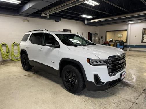 Summit White 2023 GMC Acadia AWD AT4