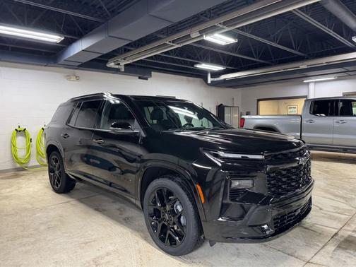 2025 Chevrolet Traverse RS