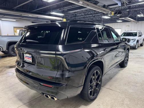 2025 Chevrolet Traverse RS