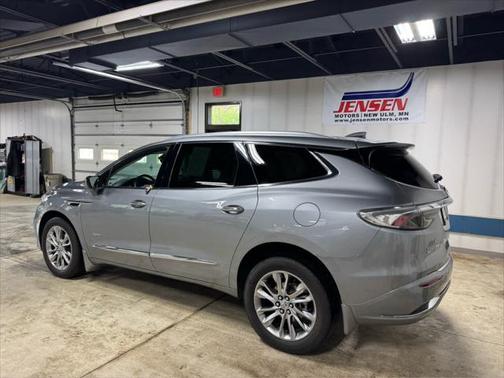 2023 Buick Enclave Avenir AWD