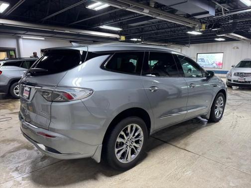 2023 Buick Enclave Avenir AWD