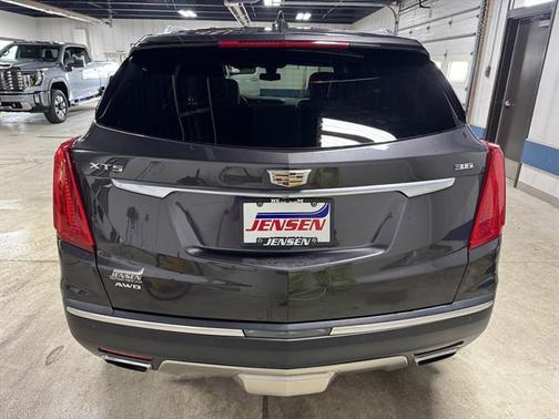 Dark Granite Metallic 2017 Cadillac XT5 Platinum