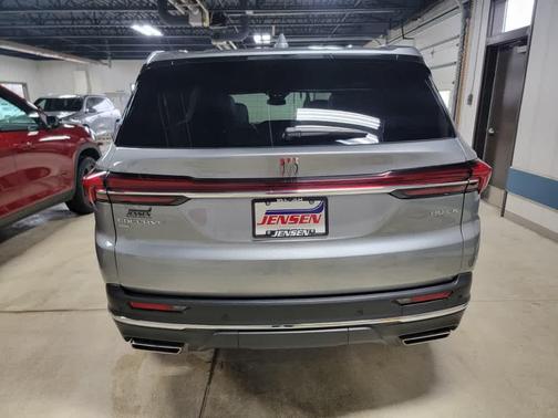 2025 Buick Enclave Preferred FWD