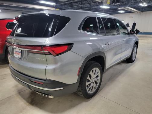 2025 Buick Enclave Preferred FWD