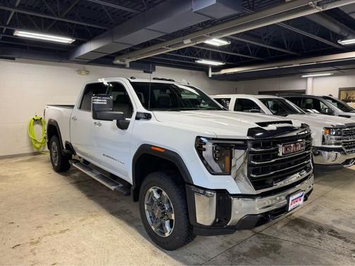 2026 GMC Sierra 3500 SLT