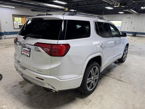 White Frost Tricoat 2018 GMC Acadia Denali