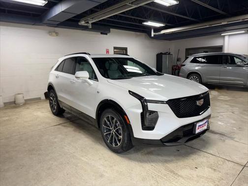 2024 Cadillac XT4 Sport