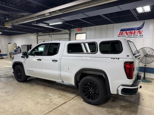 2023 GMC Sierra 1500 Pro