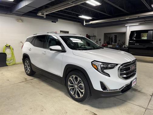 Summit White 2019 GMC Terrain SLT