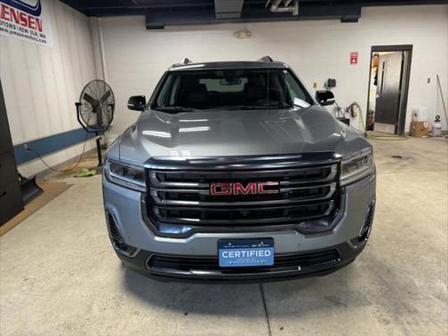 2023 GMC Acadia AWD AT4