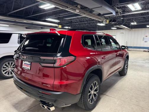 2025 GMC Acadia AWD AT4