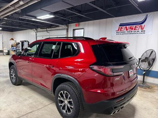 2025 GMC Acadia AWD AT4