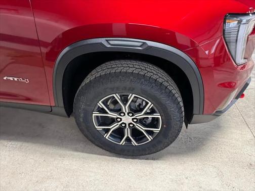 2025 GMC Acadia AWD AT4
