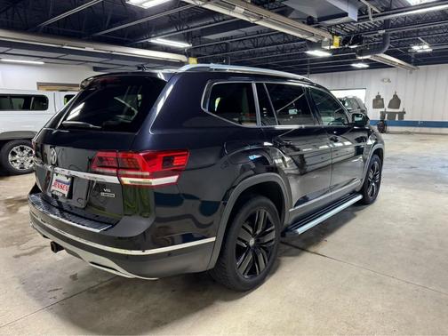 2019 Volkswagen Atlas 3.6L SEL Premium