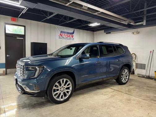2024 GMC Acadia Denali