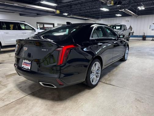 2024 Cadillac CT4 Premium Luxury