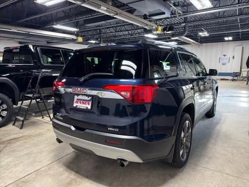 2017 GMC Acadia SLT-2