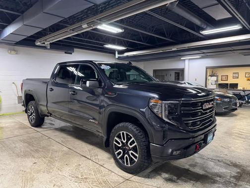 2023 GMC Sierra 1500 AT4