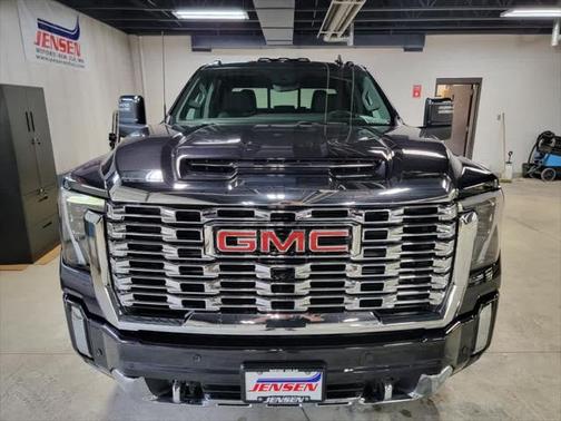 2025 GMC Sierra 3500 Denali
