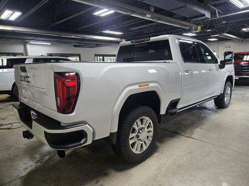 Summit White 2022 GMC Sierra 3500 Denali