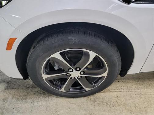 2022 Buick Enclave AWD Essence