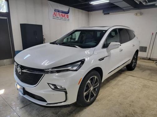 2022 Buick Enclave AWD Essence