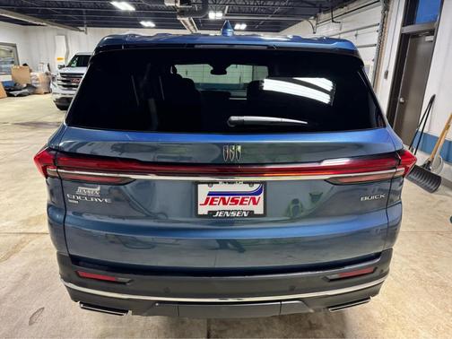 2025 Buick Enclave Preferred FWD