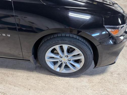 2017 Chevrolet Malibu 1LT