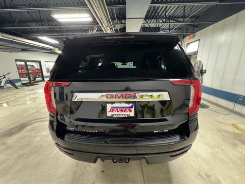 2022 GMC Yukon XL SLE